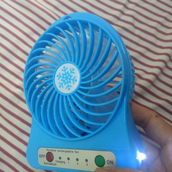 Quạt sạc mini để bàn PORTABLE FAN