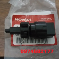 Cảm biến chân phanh civic