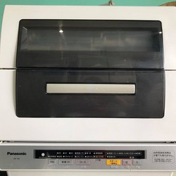 Máy rửa chén bát PANASONIC NP-TR8 đời 2015