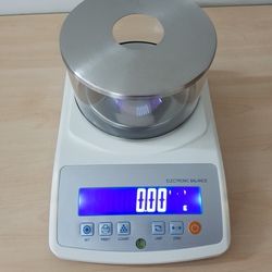 Cân điện tử 600g/0.01g, modle ST6002 Lilascale Đài Loan