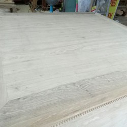 Sập ngồi kiểu trơn và 3 bông gỗ gụ