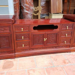 Kệ tivi loại mõ lõm gỗ g.ụ