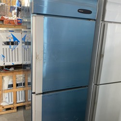 Tủ mát công nghiệp Hoshizaki HRW 77LS4 594 lít, mới 98%, 2 ngăn đông mát