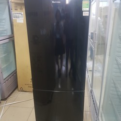 Tủ lạnh mới Electrolux 251L EBB2802H H Inverter, mới 99%, hàng trưng bày có 1 vết móp nhỏ cánh dưới tủ.