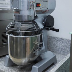 Máy đánh bột 15 Lit