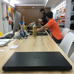 Laptop Dell E3570 màn hình Full HD 15.6in, chip Inter Core i5 6200U