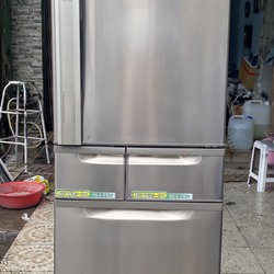 Tủ lạnh TOSHIBA GR A41G 405l, Võ tủ làm bằng INOX cao cấp công nghệ cửa từ hiện đại