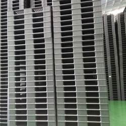Pallet nhựa Sóc Trăng giá thành rẻ, giao hàng tận nơi