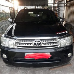 Chính chủ cần bán xe fortuner 2010, máy dầu, số sàn.