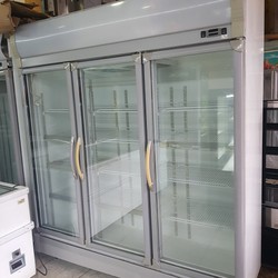 Tủ mát 3 cửa hiệu Sanyo dung tích 1500L mới 95%