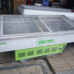 Tủ đông mặt kiếng hiệu Okiwi dung tích 600L nhập khẩu hàn quốc