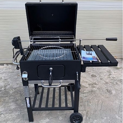 Lò nướng than ngoài trời có nắp đậy, motor xoay thực phẩm Landmann LM11523