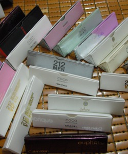 Nước hoa xách tay mini từ Nga