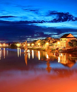 Tour kết nối di sản Đà Nẵng Hội An Huế Quảng Bình 4 ngày