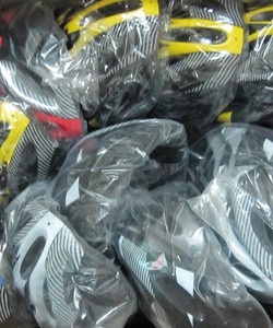 Mũ xe đạp vân cacbon bền đẹp giá cạnh tranh