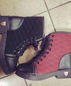 Combat boots chỉ 15Ok