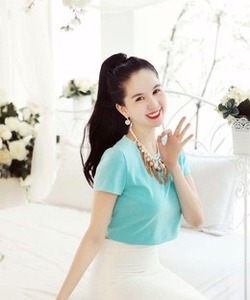 Chuyên sỉ thơi trang nữ