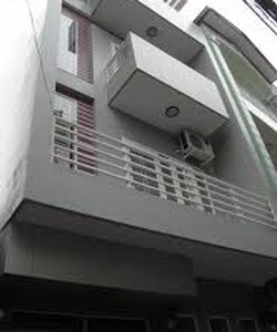 Bán nhà ở Trần Quốc Hoàn , diện tích 56m2, mặt tiền 5,5 m giá bán 11,5 tỷ