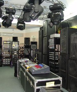 Cho thuê dàn âm thanh chuyên dụng