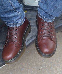 Mua giầy da tặng giầy converse classic vải