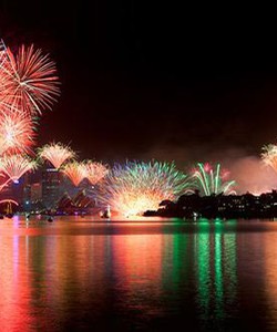 Du Lịch Đà Nẵng xem pháo hoa 04/2015