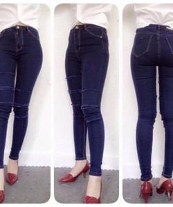Quần jean co giãn có 3 size S M L cho chị em lựa chọn