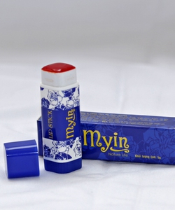 Son dưỡng môi màu Hồng Lựu vị Nho