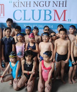 Dạy bơi tại Hà Nội bể bơi Club M