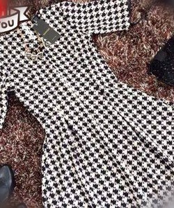 Váy mango chuẩn từng đường kim mũi chỉ