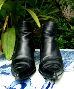 Boots Mott, boots Tango, sandals Enzo Angiolini, Authentic