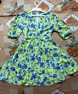 Thanh lý váy mặc một lần