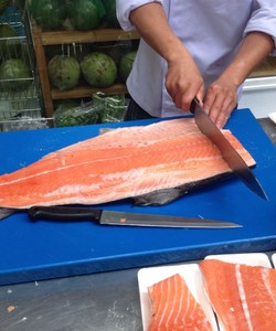 Cá Hồi Đại Tây Dương, nhập khẩu từ Nauy Thứ 4, thứ 7 hàng tuần Michi Mart thực phẩm sạch