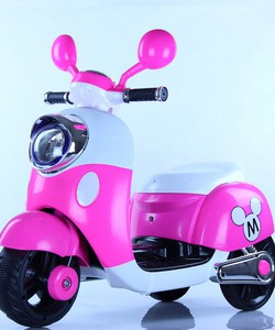 Xe máy điện trẻ em 1588 Vespa Mickey