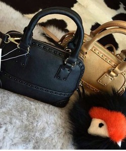 Xưởng túi đà nẵng chuyên sỉ và lẻ túi xách rẻ, đẹp, uy tín