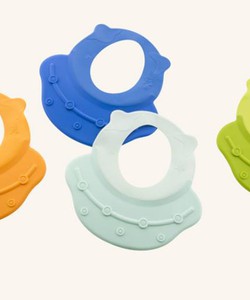 Mũ gội đầu, cắt tocscho bé