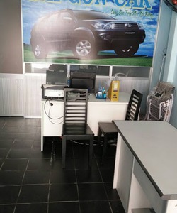 Sang văn phòng đường rộng Quận Tân Bình