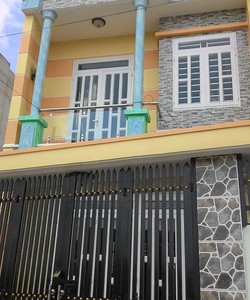 Bán nhà mới xây 5x17m, Bà Điểm, Hóc Môn, sổ hồng riêng, tặng nội thất