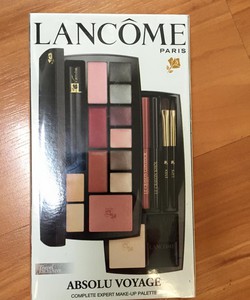 Set trang điểm Lancome hàng duty free Nhật