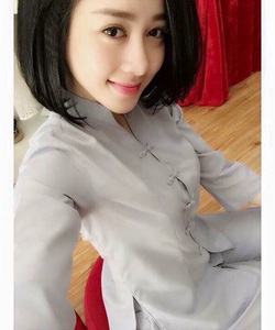 Pháp phục phất tử đi lễ đền chùa