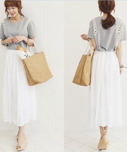 Váy đi biển: chân váy mullet 90k, bộ đồ bơi 2 mảnh 150k