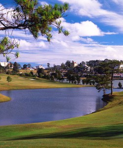 Du lịch Đà Lạt thành phố ngàn hoa