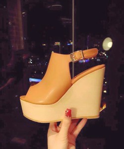 D.B.N Giày cao gót,ankle boot,..Thu mới. Cập nhập thường xuyên.