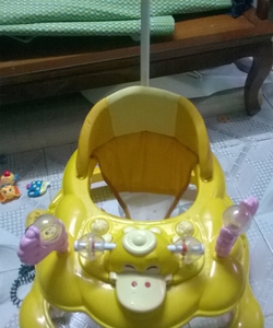 Thanh lý xe tròn tập đi