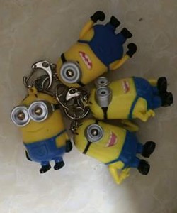 Móc chìa khóa Minion có đèn nói I LOVE YOU và móc chìa khóa huýt sáo Key Finder và m