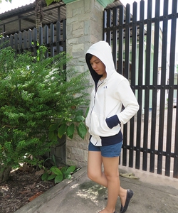 Áo khoác túi trong tiện lợi