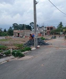 Bán đất đường 102, Tăng Nhơn Phú A, quận 9, xây tự do, 100% thổ cư.