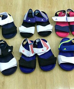 Sandal Adidas VNXK