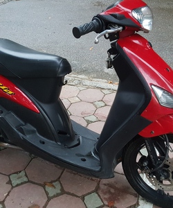 Bán xe Yamaha Mio Biển 29T vành đúc màu đỏ đời chót nữ dùng mới nguyên.