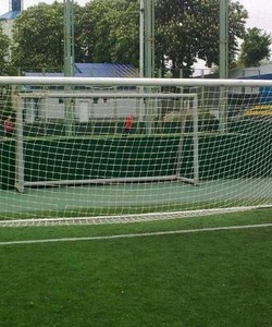Lưới bóng đá