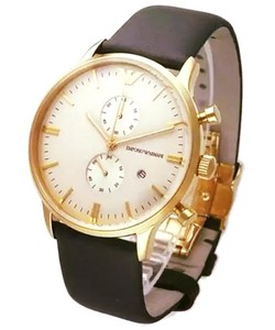 Sale kịch sàn Mua 1 tặng 4 Bao giá Đồng hồ Nam Nữ chuyển hàng ngay trong ngày